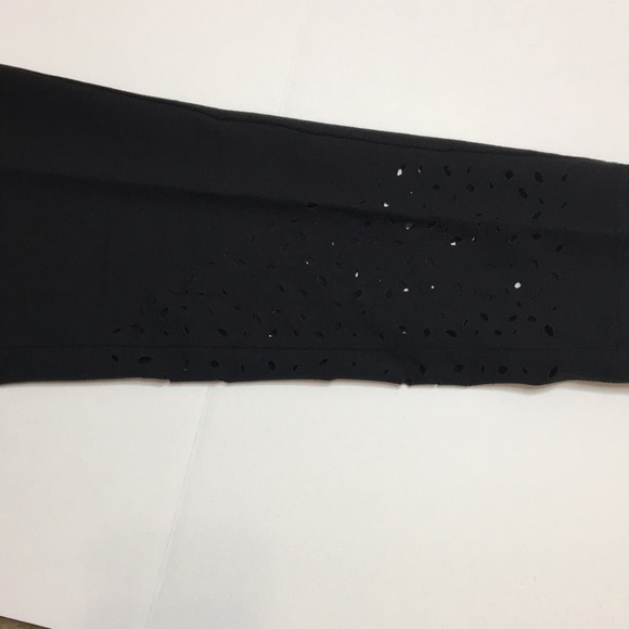 NEW- Black Eyelet Leggings Sz 14/16 - Picture 3 of 8